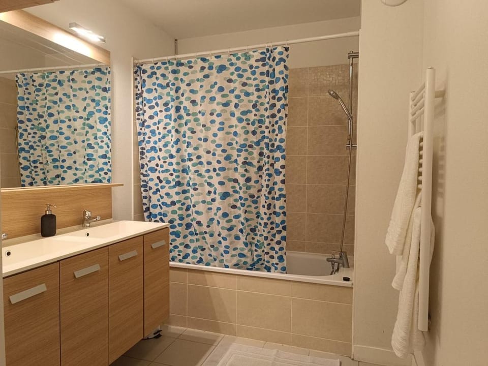 Appartement central entre Biarritz, Bayonne, et les plages Apartment in Anglet