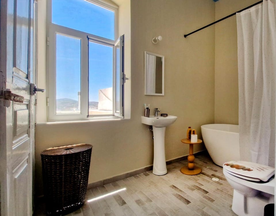 Ermoupolis Old Town Sunny House Apartment in Decentralized Administration of the Aegean