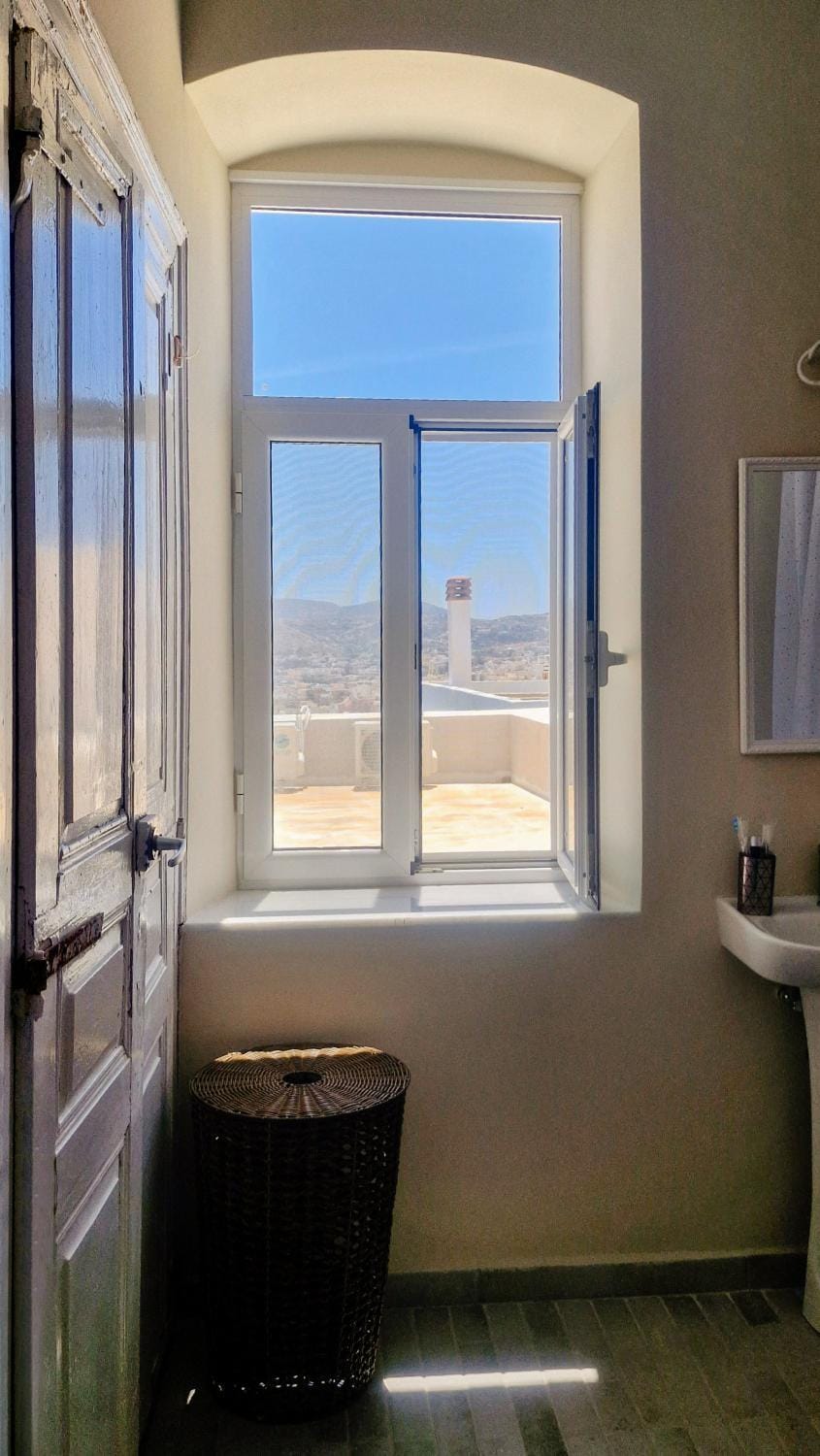 Ermoupolis Old Town Sunny House Apartment in Decentralized Administration of the Aegean