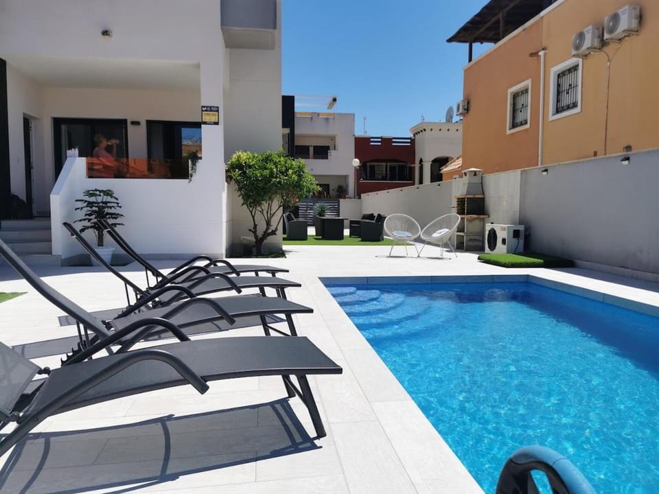 Luxury Apartment with Private Pool & XXL Terrace Apartment in Vega Baja del Segura