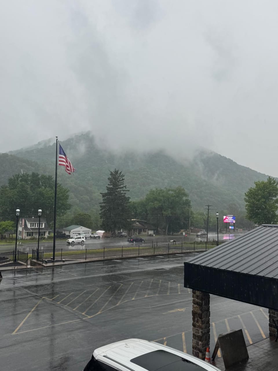 Natural landscape, View (from property/room), Mountain view, Parking