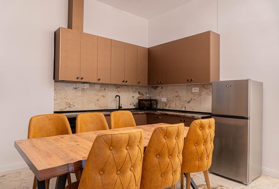 Dinner, Dinner, kitchen