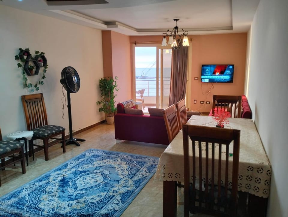 شقة Sea view بانوراما بحر بالكامل كل الغرف Apartment in Alexandria