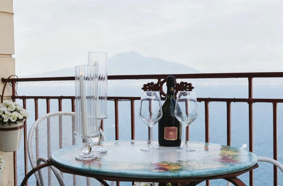 Maison La Torretta Bed and Breakfast in Vico Equense