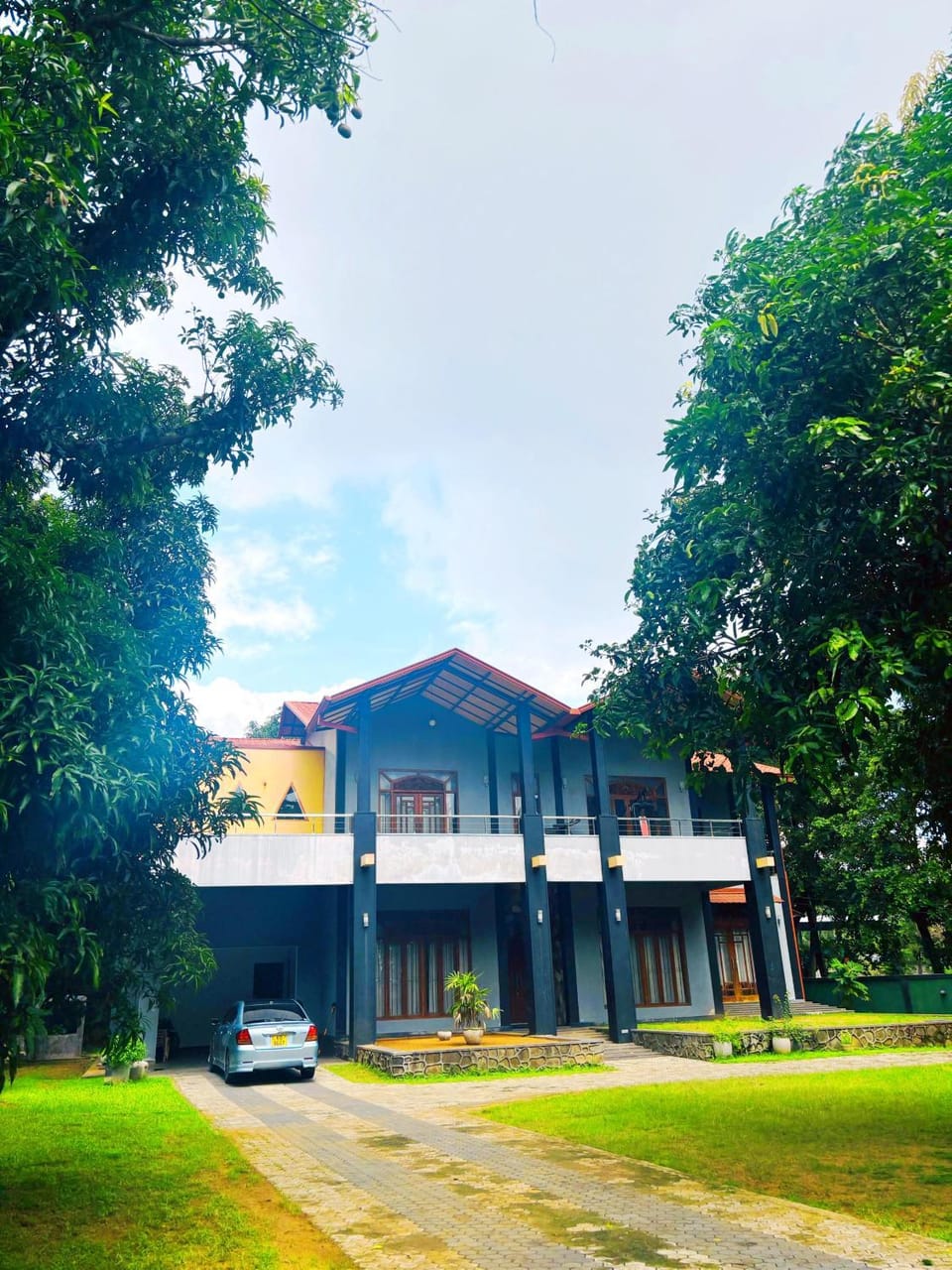 Fortress gate bungalow Bed and Breakfast in Sri Lanka