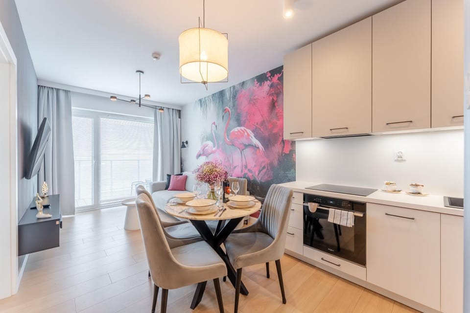 Kitchen or kitchenette, Dining area, pet friendly, stove