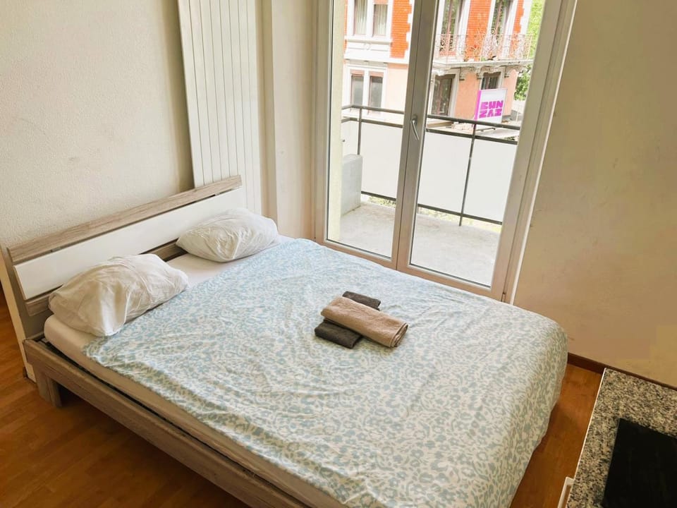 2 Room Center Zurich Flats with Balcony - Hilda Apartment in Zurich City