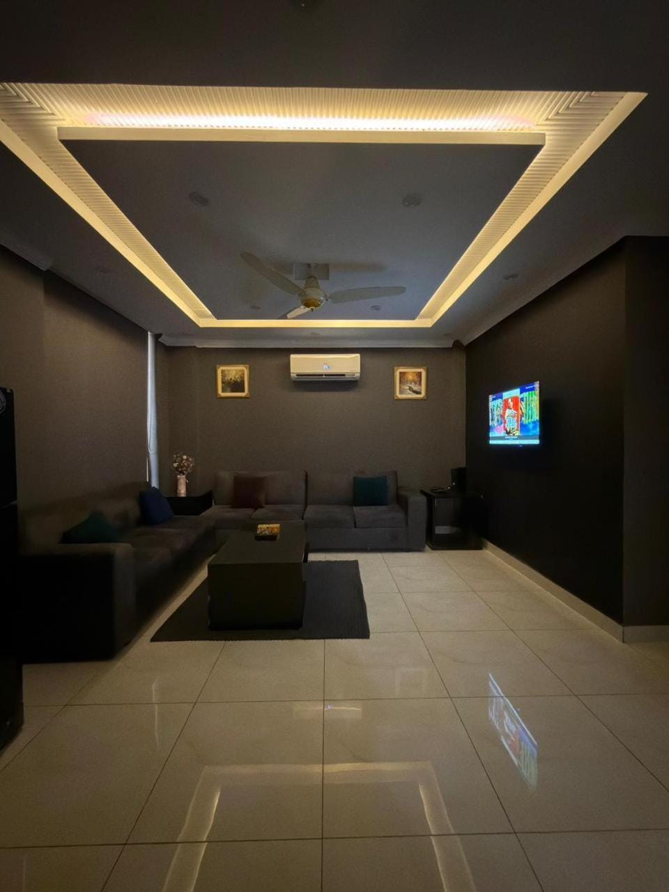 Eiffel Facing Cozy 1BHK Apartment Apartment in Lahore