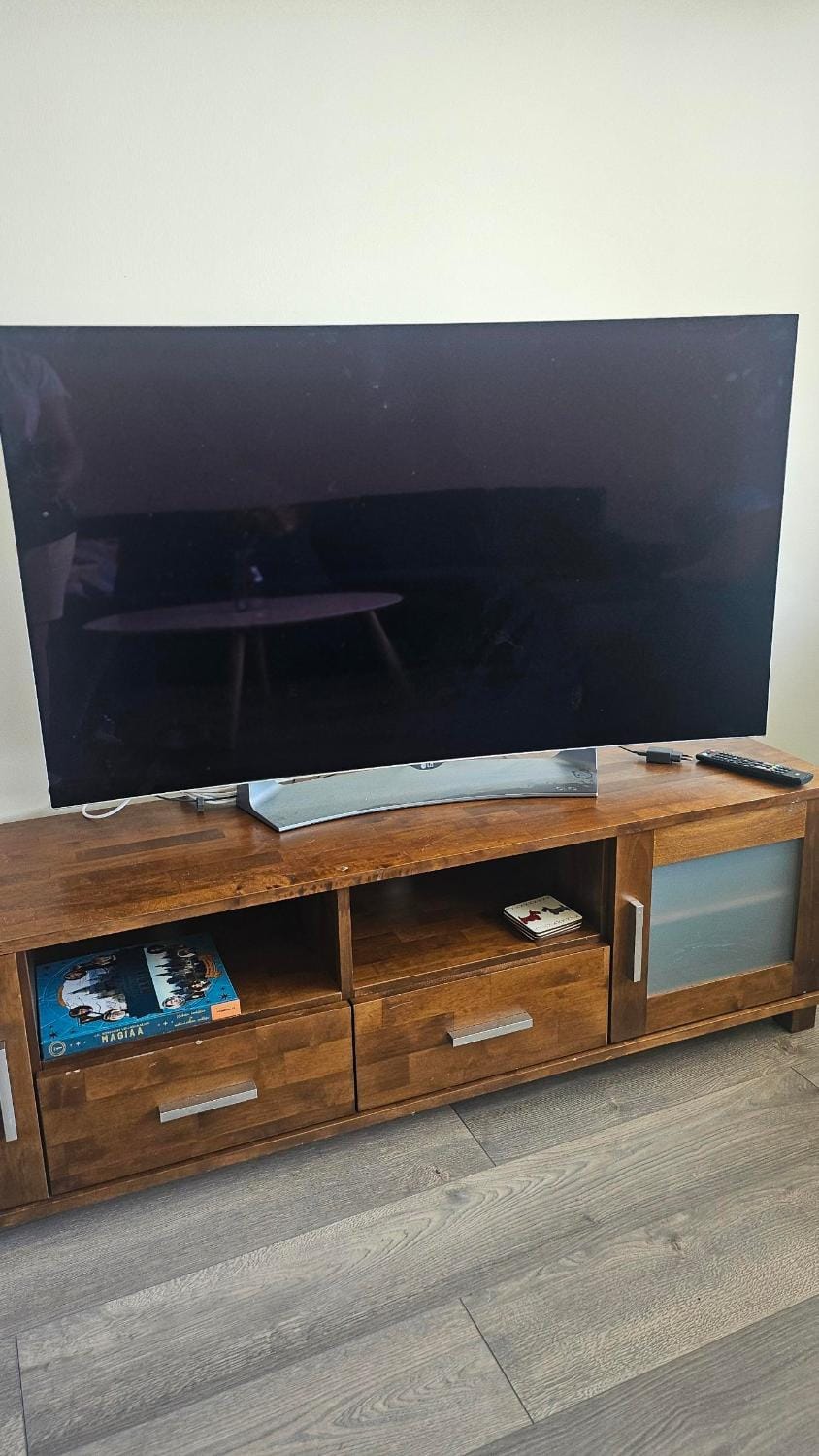 Communal lounge/ TV room, TV and multimedia