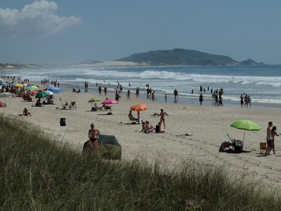 Nearby landmark, Day, Natural landscape, Beach, Evening entertainment, Sea view