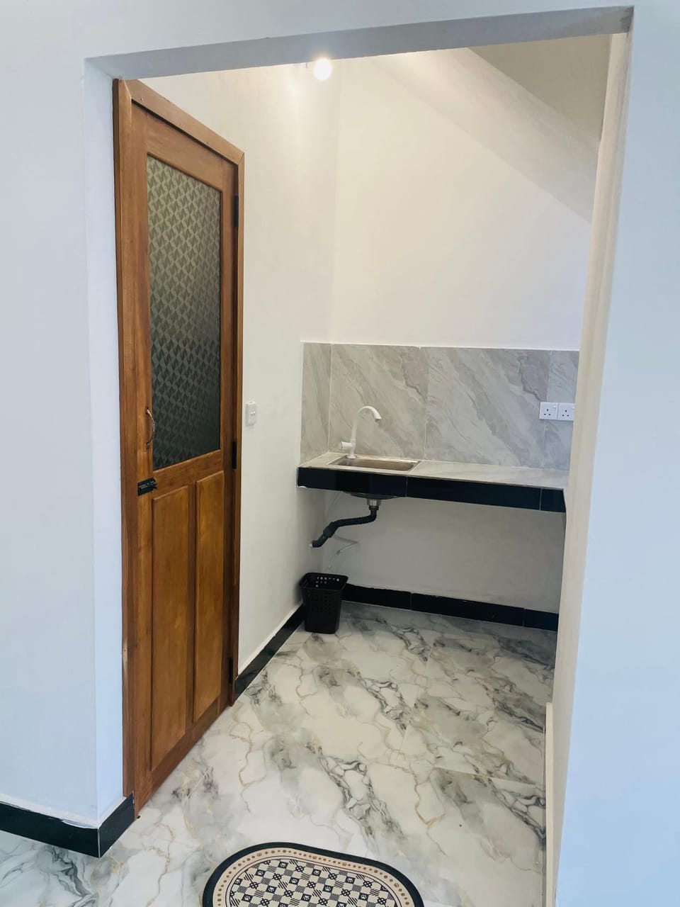 Kitchen or kitchenette, kitchen