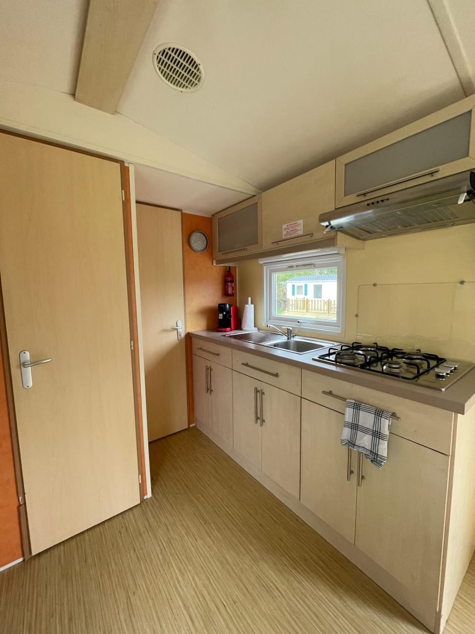 Bungalow Neila House in Hauts-de-France