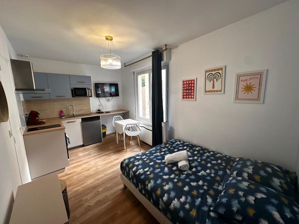 Le Malaga - centre ville - wifi Apartment in Nouvelle-Aquitaine