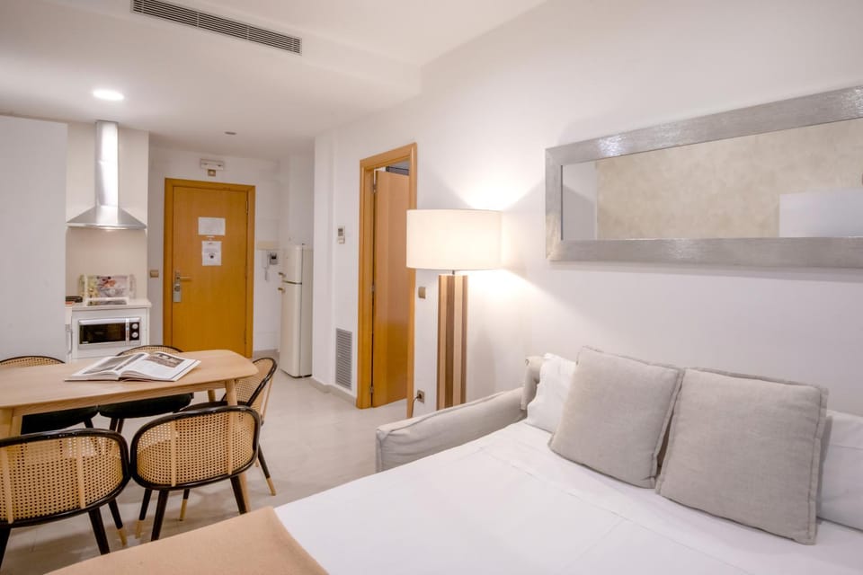 Aparthotel Rambla108 Apartment hotel in Barcelona