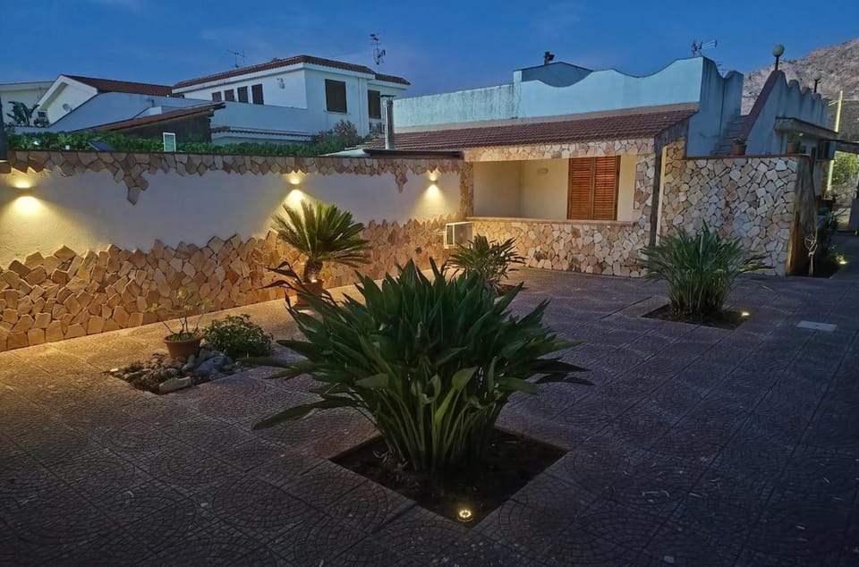Villa Fedalù mare relax tramonti vicino Palermo Villa in Sicily