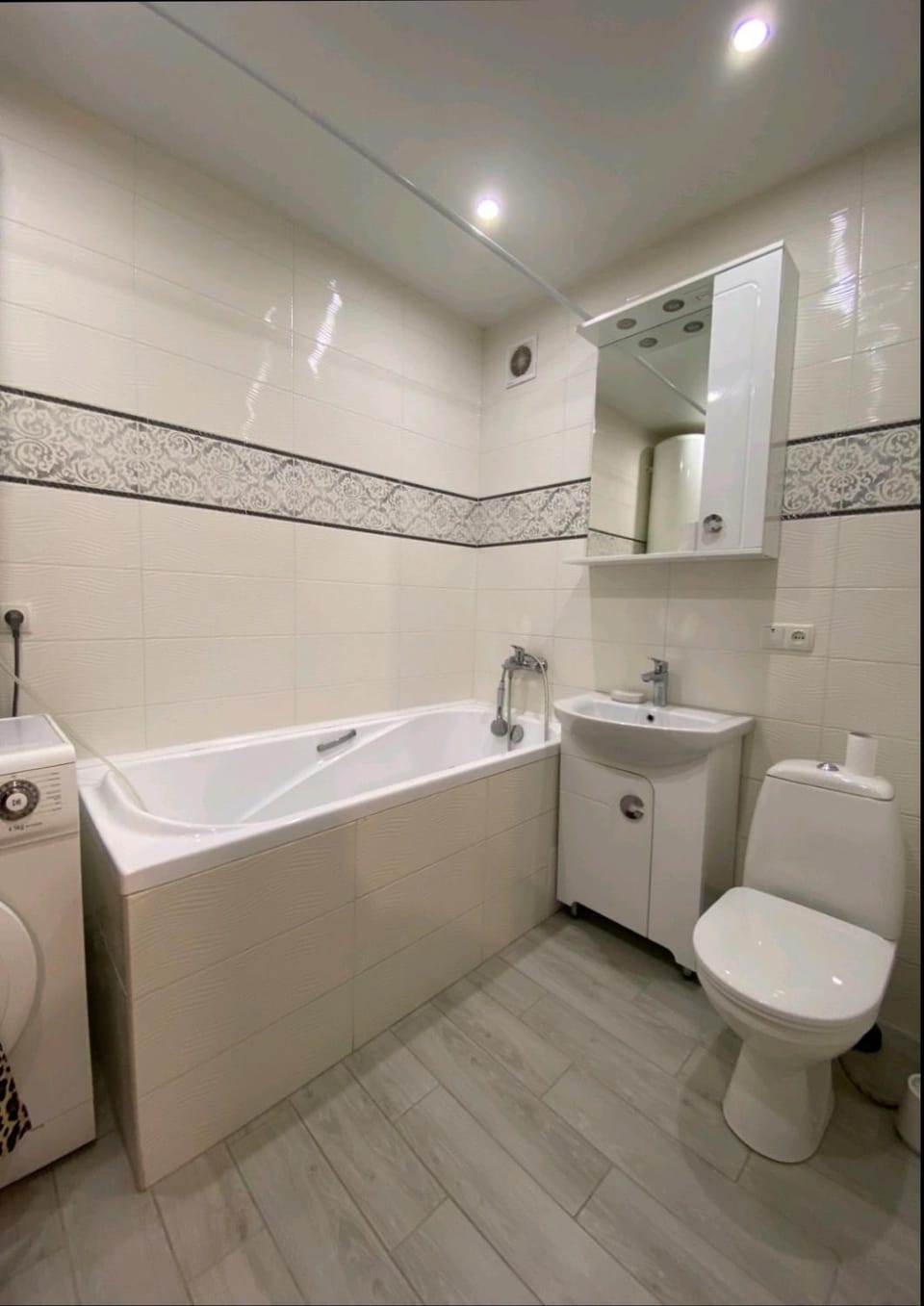 Яворницького 83 Пассаж цум Apartment in Dnipro