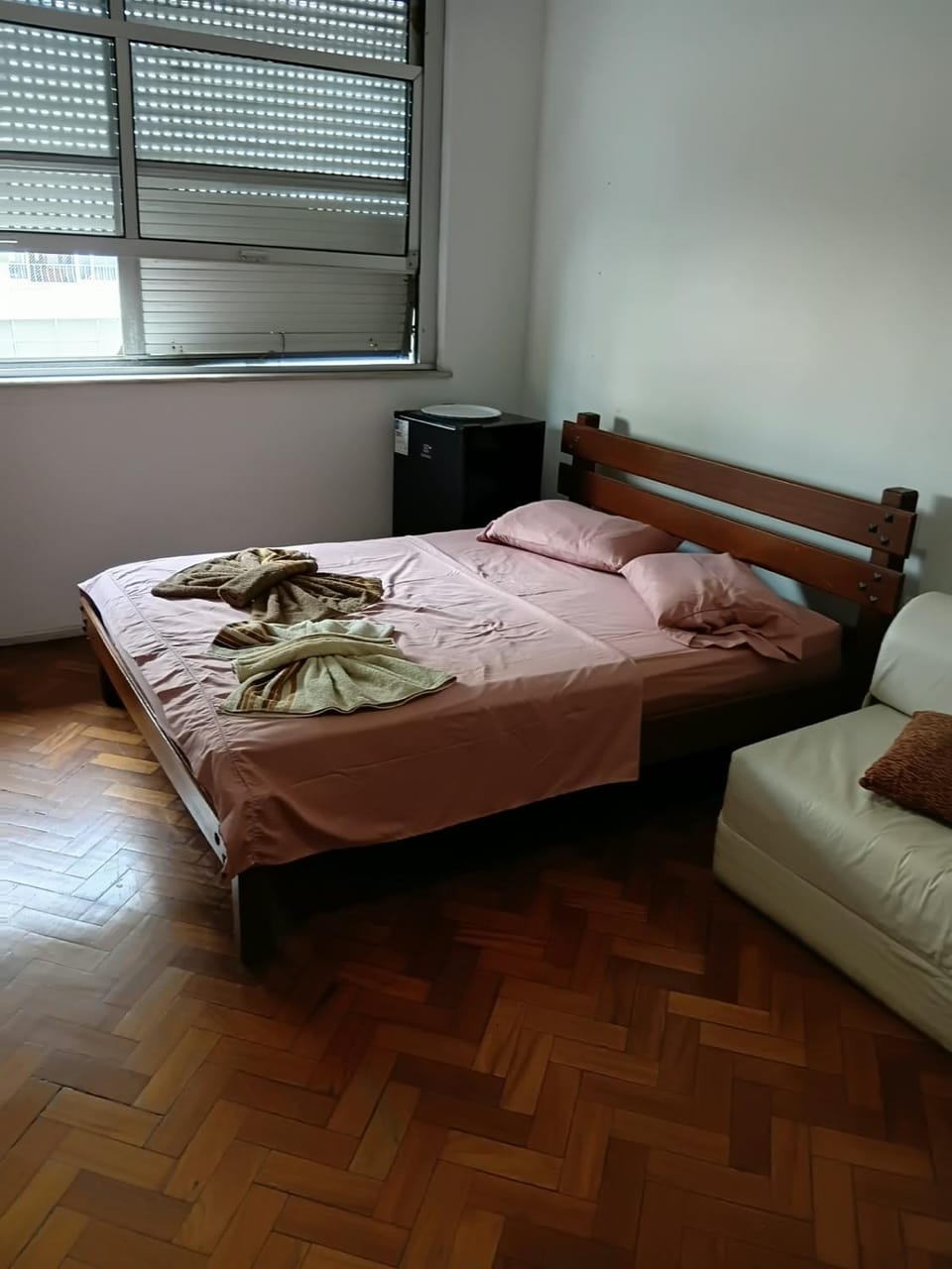 Day, Bedroom