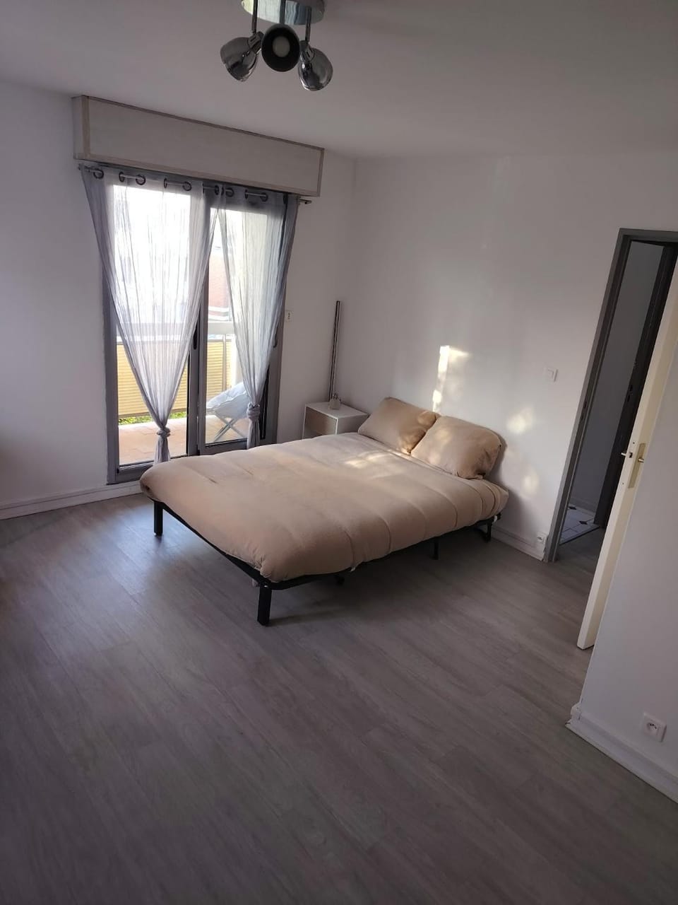 studio proche gare Apartment in Dreux