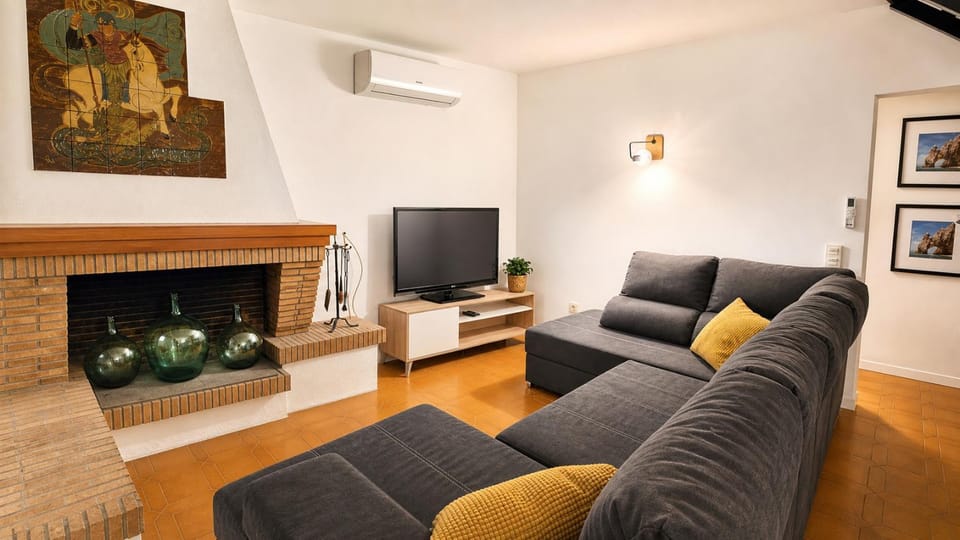 Lounge or bar