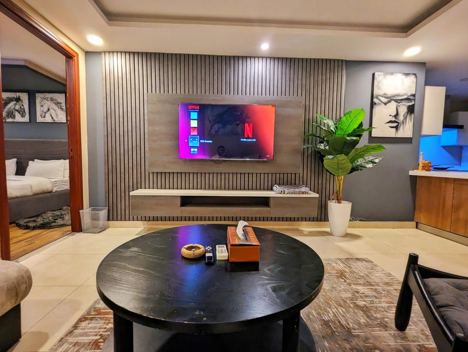Goldcrest Mall and Residency - Executive Deluxe One Bedroom Apartment Apartment in Lahore
