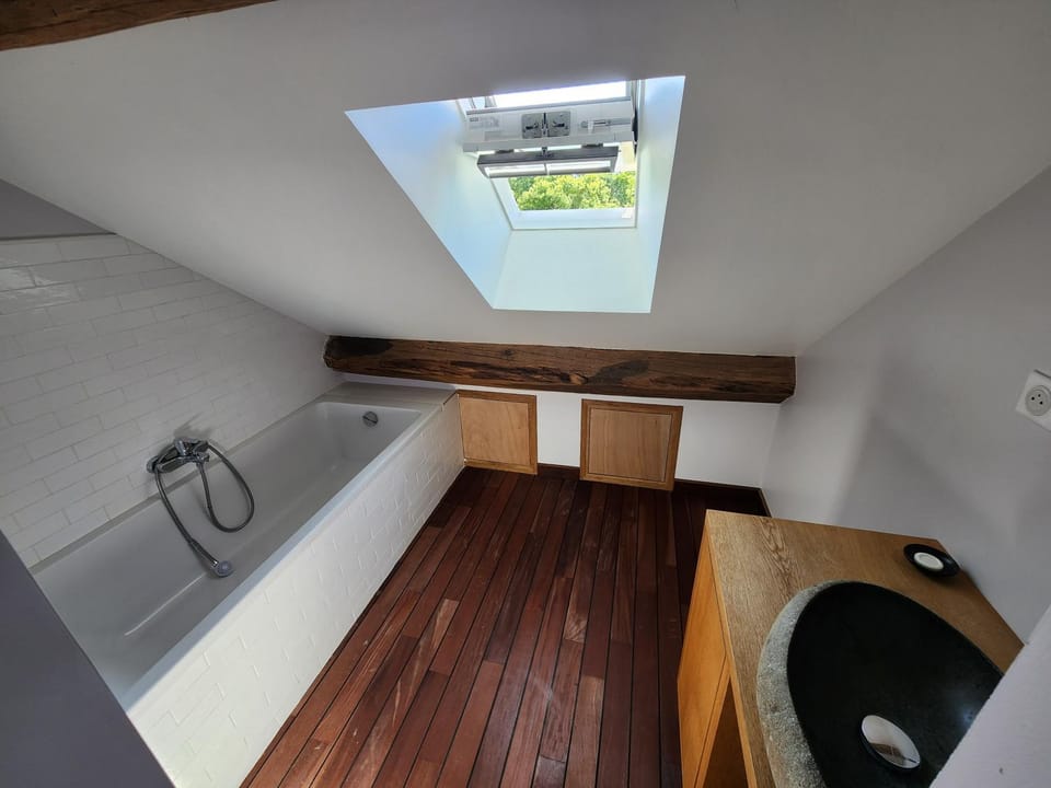 Bathroom, Bath