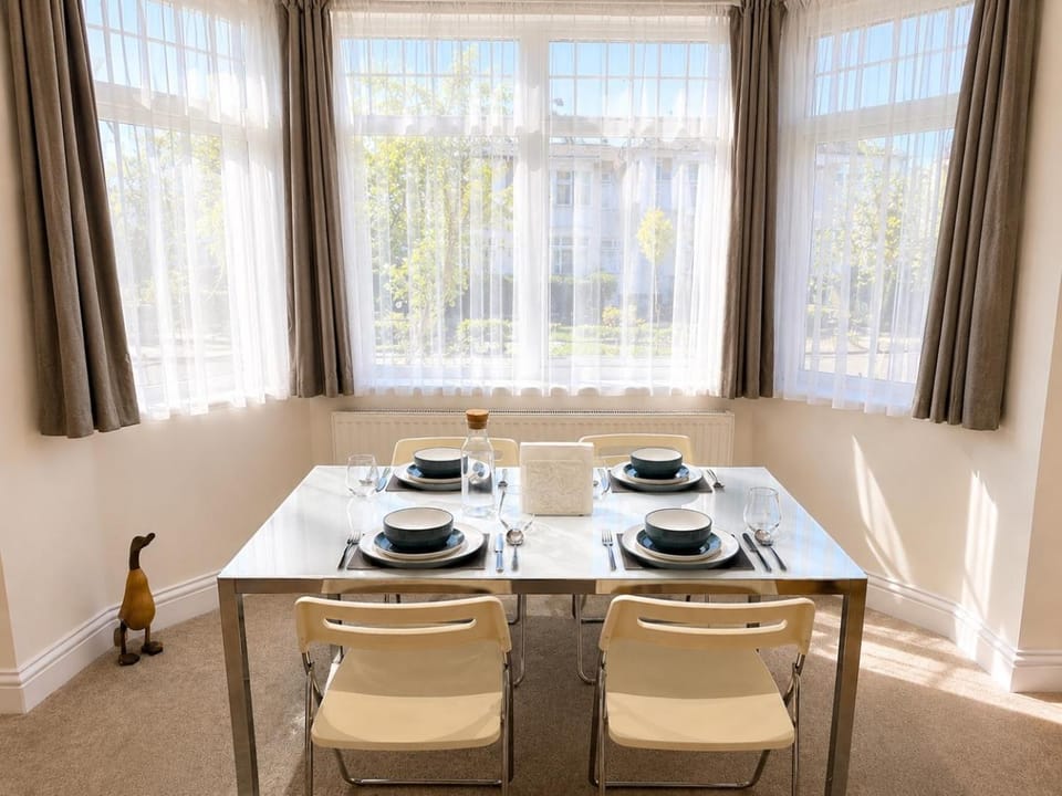 Luxury 2-Bed Near Wembley Park Station & Stadium Apartment in Wembley