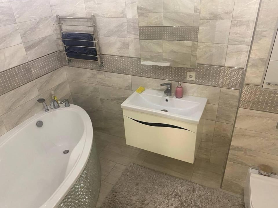 Luxury Apartment на Прокофьєва в новому будинку Apartment in Ukraine