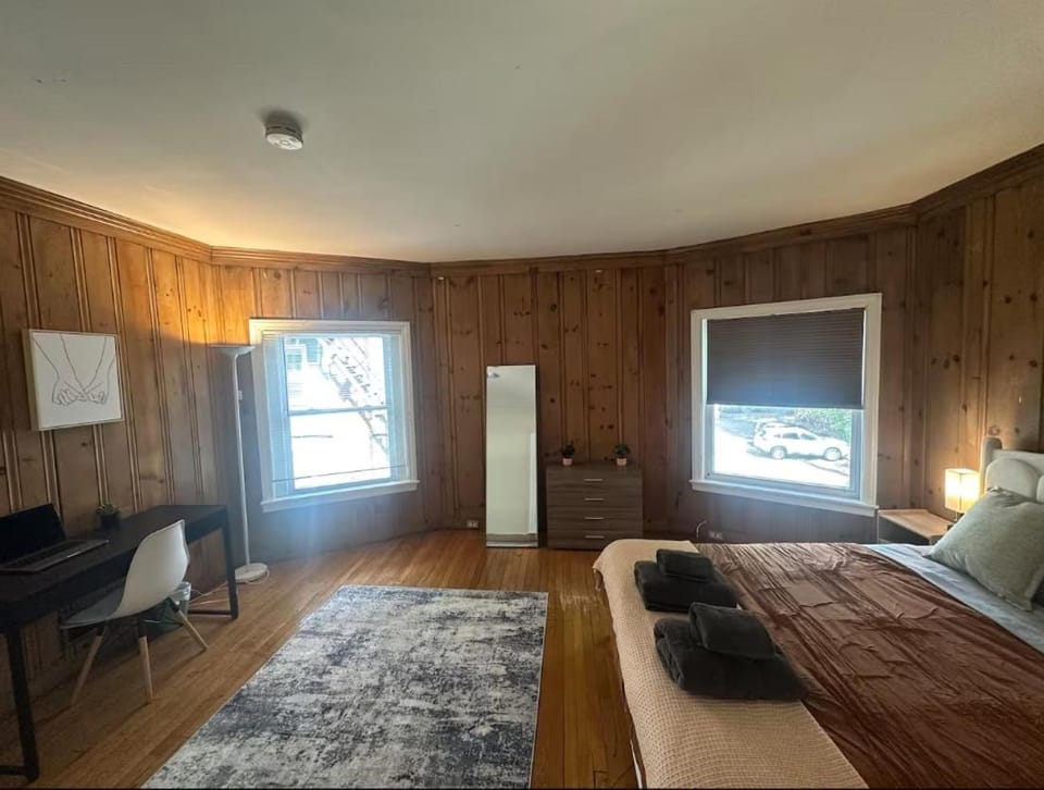 -No68- Fancy Room in a House - Steps to Boston College & Green Line at Brighton Boston Vacation rental in Brookline