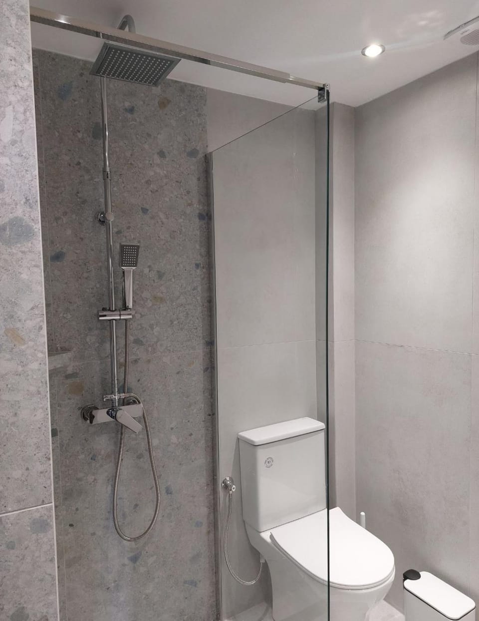Shower, Toilet, Bathroom