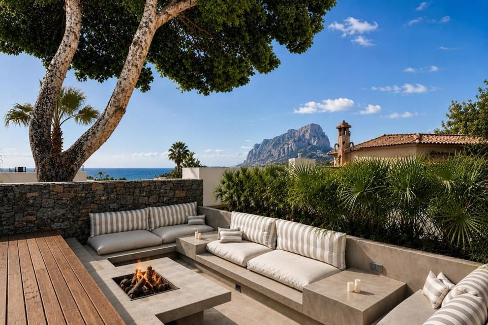 Design villa, Private pool, Sea Views, BBQ Villa in Marina Alta