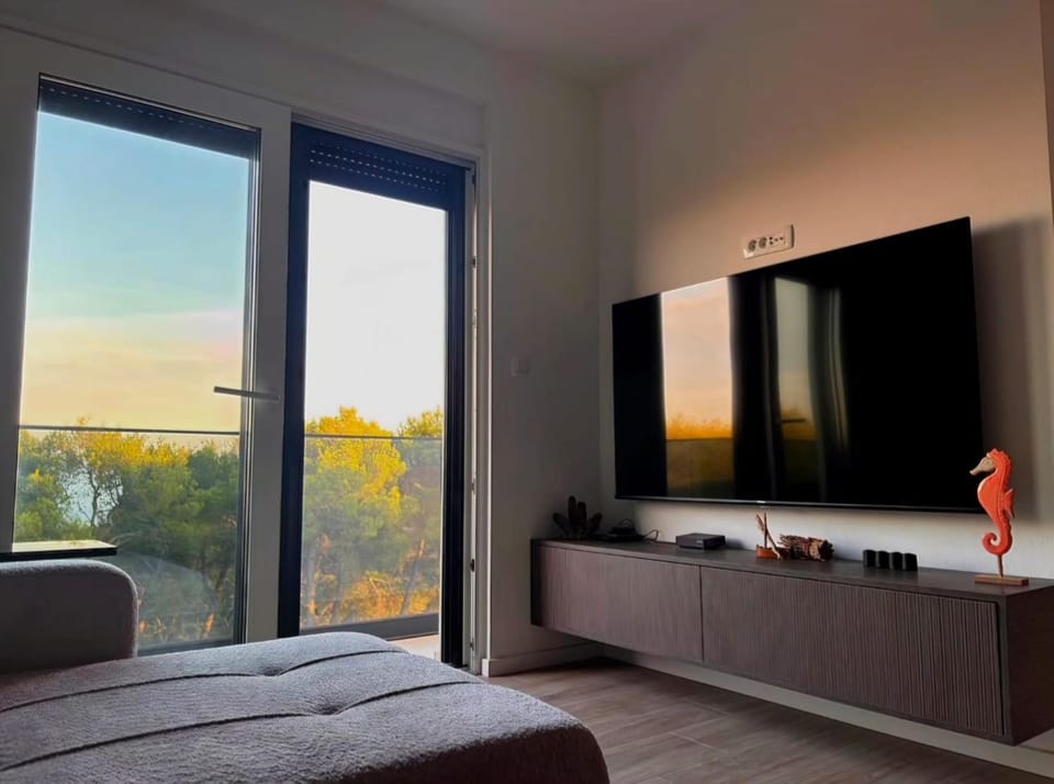 Apartman Regina 2 with sea view Apartment in Šibenik-Knin County, Croatia