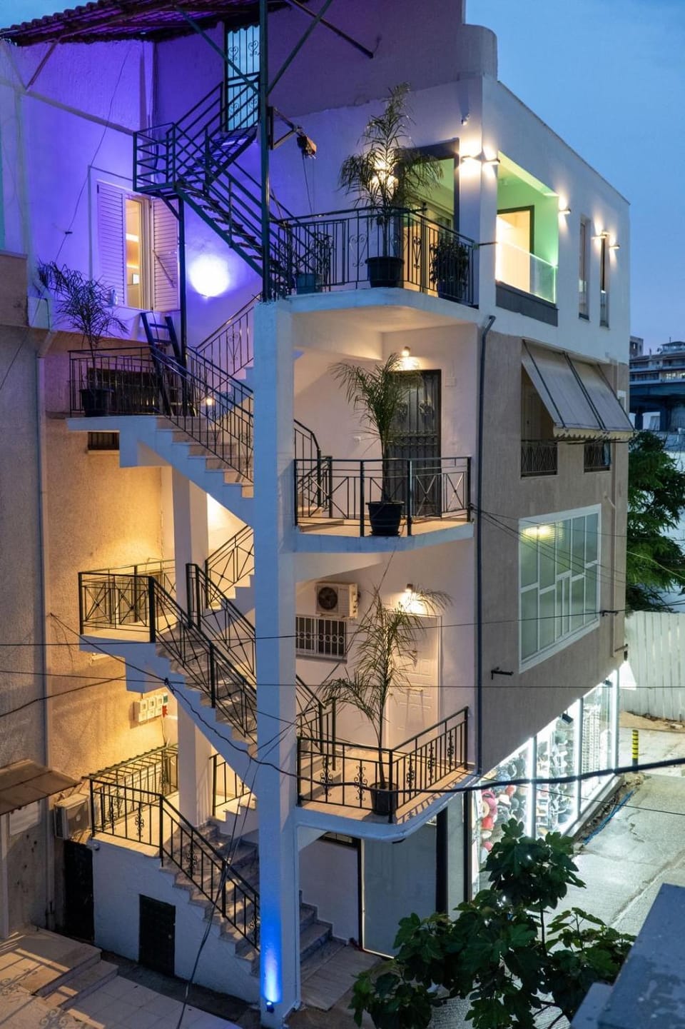 Property building, Night, View (from property/room), Balcony/Terrace