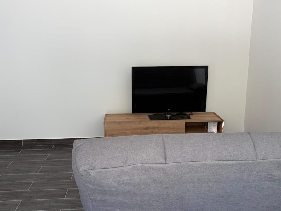 Charmant studio dans résidence privée proche centre ville Apartment in Provence-Alpes-Côte d'Azur