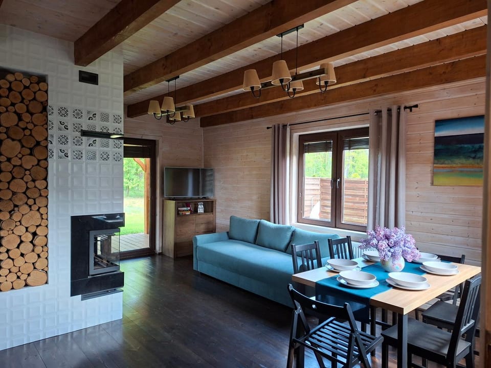 TV and multimedia, Living room, fireplace