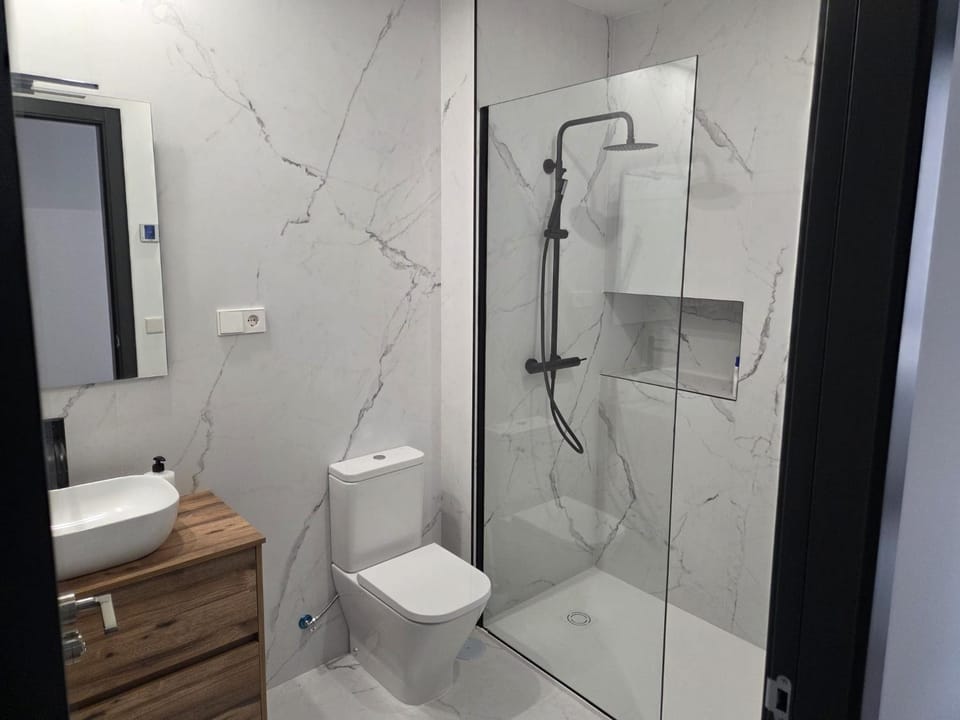Shower, Bathroom