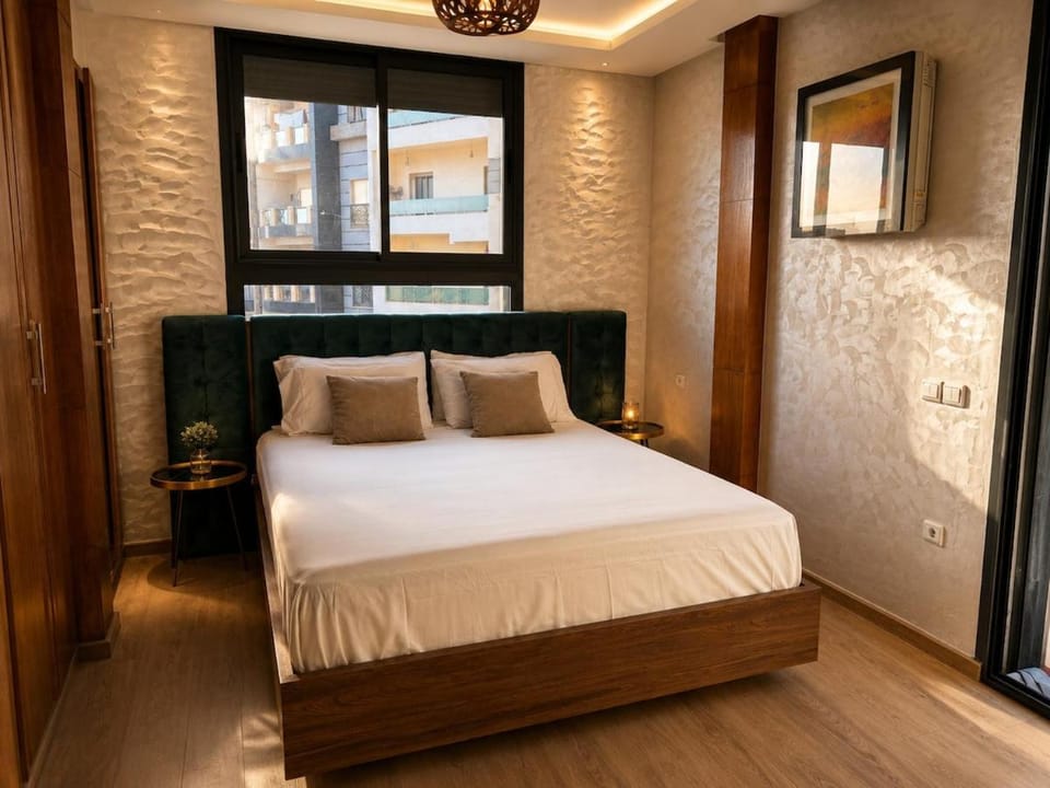 Bathroom, TV and multimedia, Photo of the whole room, Bedroom