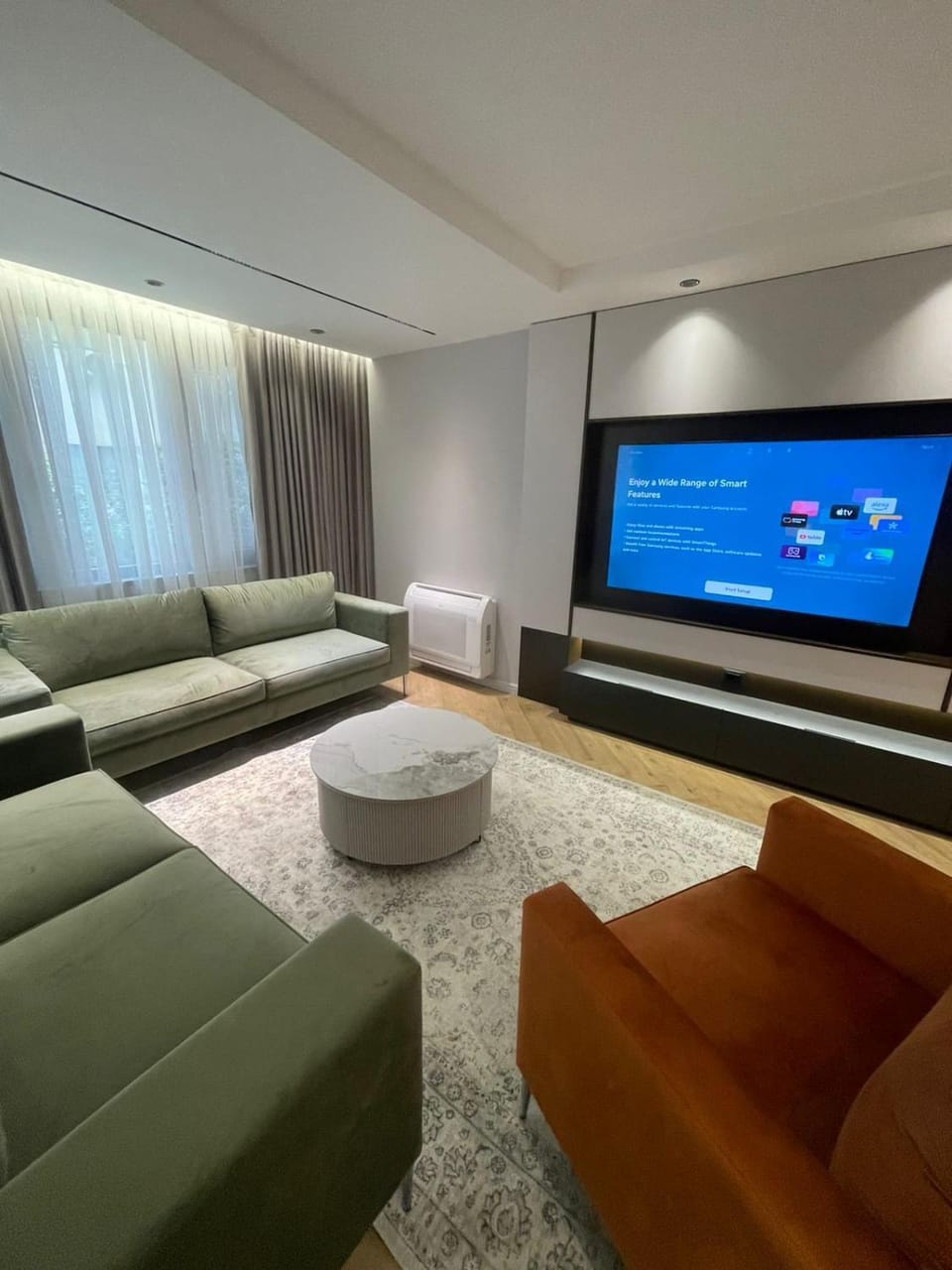 TV and multimedia, Seating area