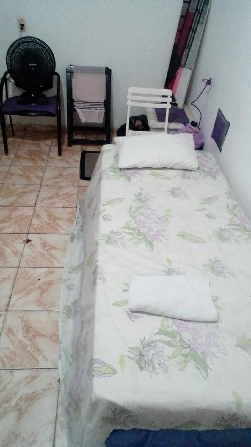 Quartos no centro de Belém, próximo a Praça da República Vacation rental in Belém