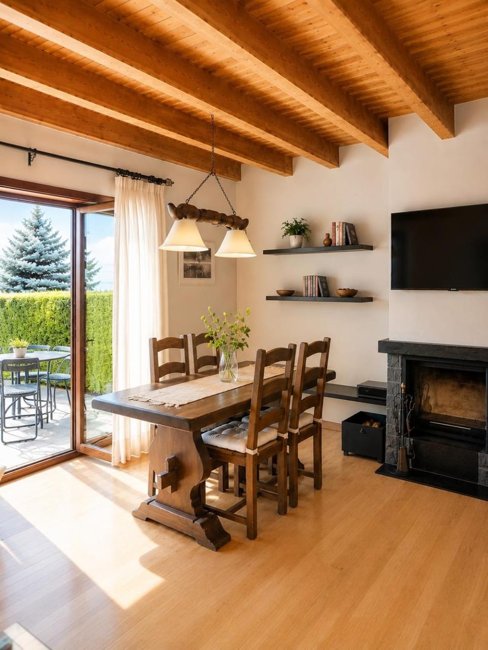 Casa con jardín privado y piscina junto a Llívia Chalet in Cerdanya