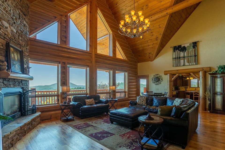 The Lodge House in Watauga