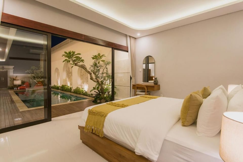 NEW 2 BR Private Villa in Nyanyi 5 min Nuanu Near Canggu Villa in Kediri