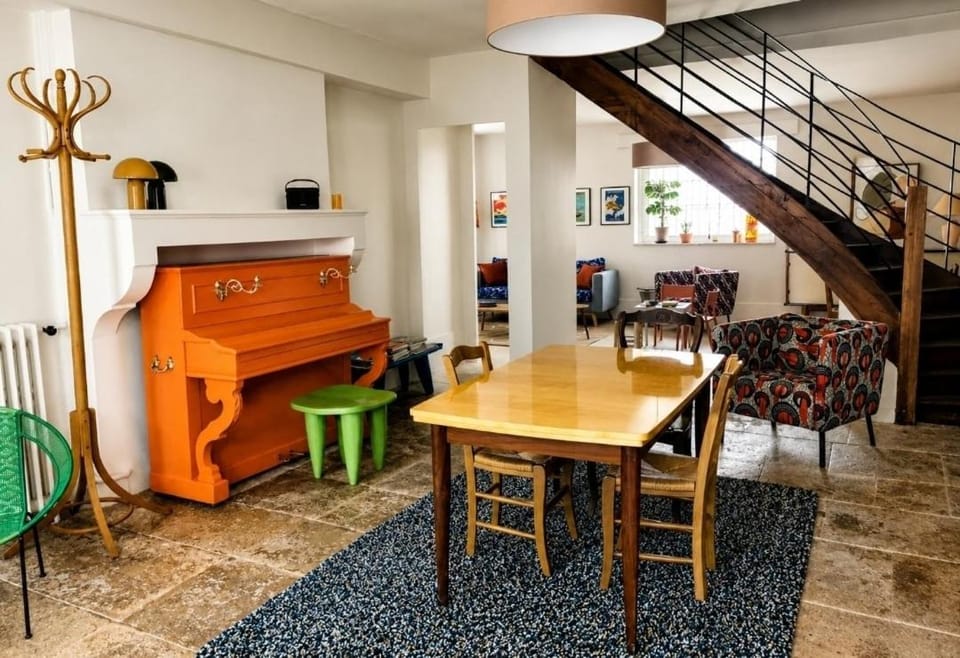 Grand gîte convivial proche de Dijon House in Bourgogne-Franche-Comté