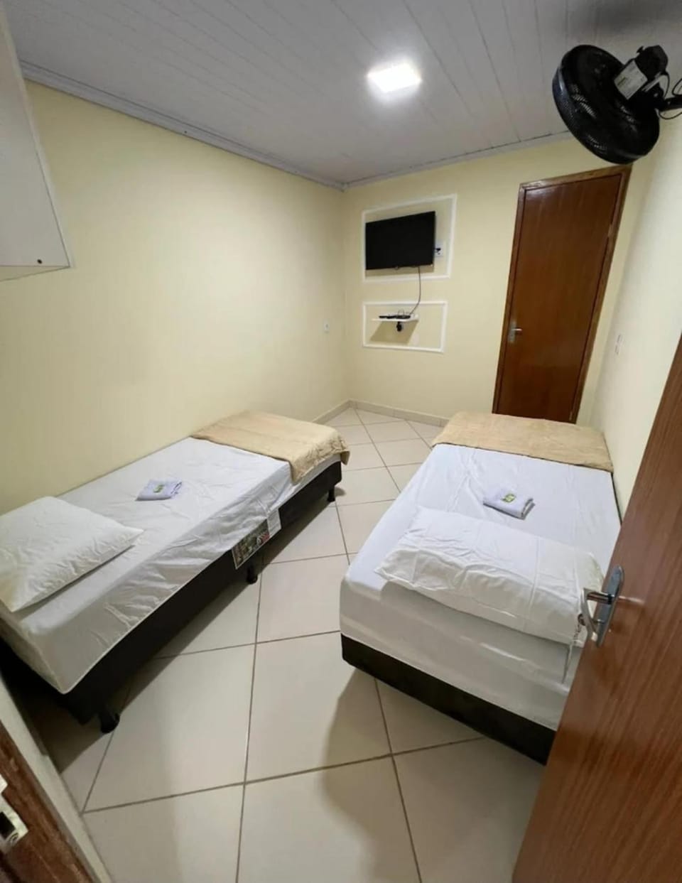Parada real Hotel Beira da br Manhuaçu MG e Realeza MG Hotel in State of Minas Gerais, Brazil