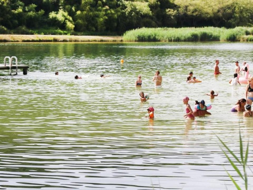 Bungalow climatisé TV - 4 pers. - API-1-52-2841 Campground/ 
RV Resort in Nouvelle-Aquitaine