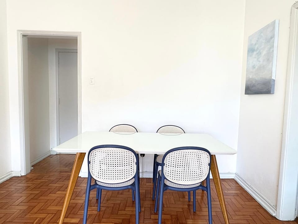 Rio Flat Copacabana Beach - vista lateral mar Apartment in Rio de Janeiro