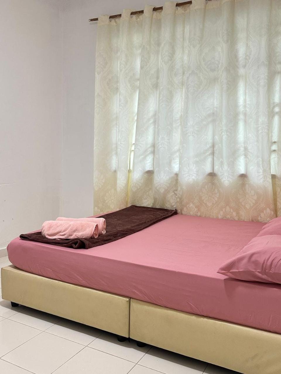 Homestay Villa Kristal By Kirin Kamis Apartment in Johor Bahru