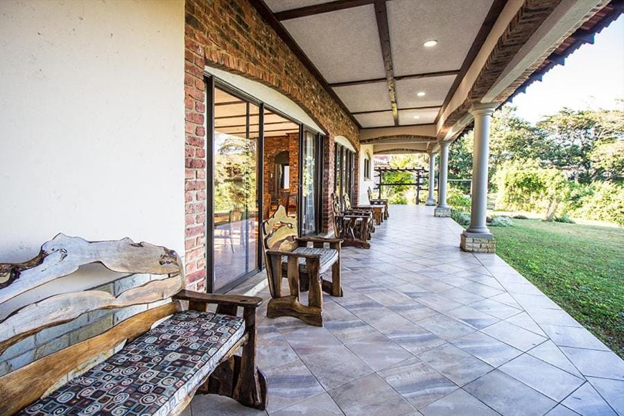 Stephan's Guest House Bed and Breakfast in KwaZulu-Natal