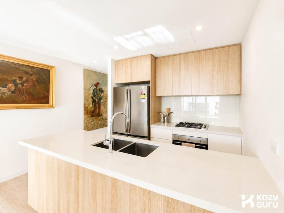 KozyGuru | Gladesville | Modern Urban Retreat Apartment in Gladesville