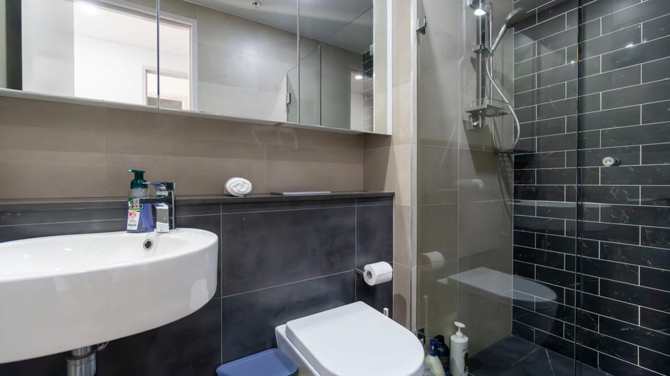 Stylish 2BR Olympic Park Pool, Gym & Parking Apartment in Sydney
