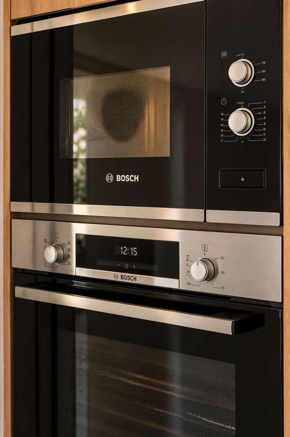 Kitchen or kitchenette, oven